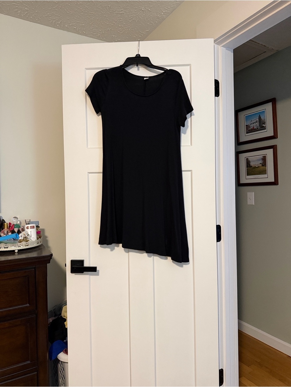 Old Navy Black Short Sleeve Swing Tunic